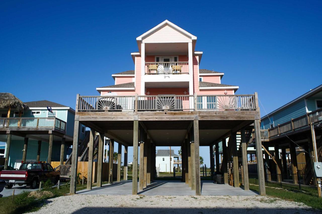 Chic Crystal Beach Escape With Deck - Walk To Beach! Bolivar Peninsula Dış mekan fotoğraf